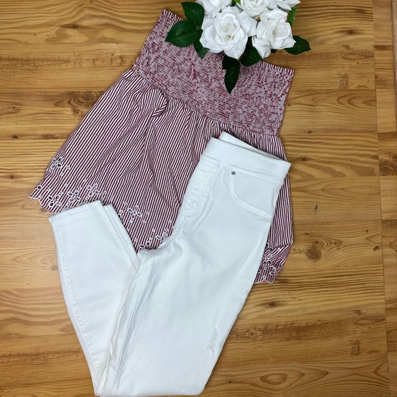 SPANX DISTRESSED DENIM LEGGINGS - Picture 1 of 8